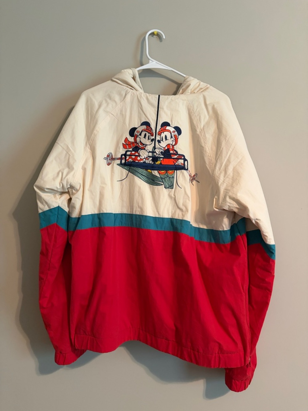 Our Universe Disney Mickey & Friends Goofy Ski Club Color-Block Windbreaker Jack - Picture 3 of 8